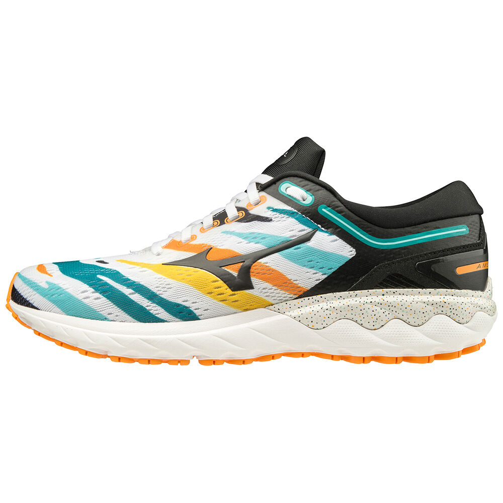 Sapatilhas Running Mizuno Wave Skyrise x Ceizer - Homem - Branco/Pretas/Laranja - EDMGN3974